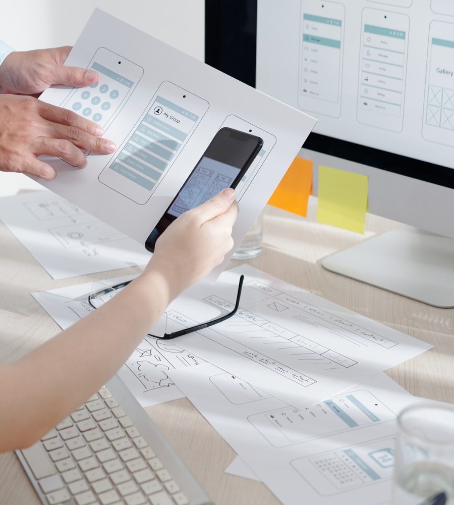 ui-designers-comparing-design-interface.jpg ui-designers-comparing-design-interface.jpg